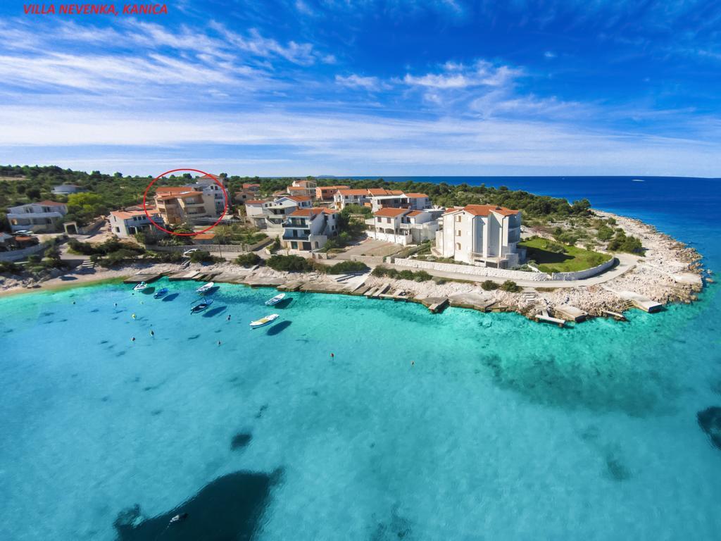 Apartments Villa Nevenka Rogoznica  Buitenkant foto