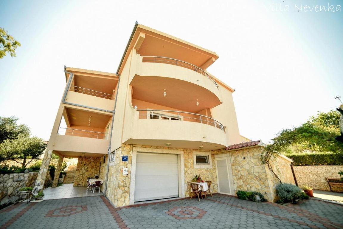 Apartments Villa Nevenka Rogoznica  Buitenkant foto