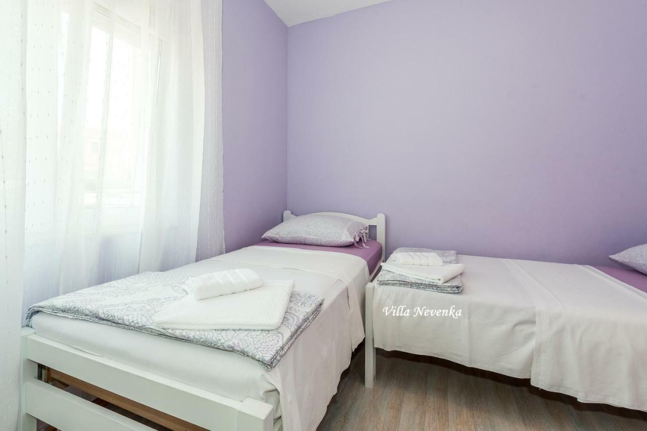 Apartments Villa Nevenka Rogoznica  Buitenkant foto