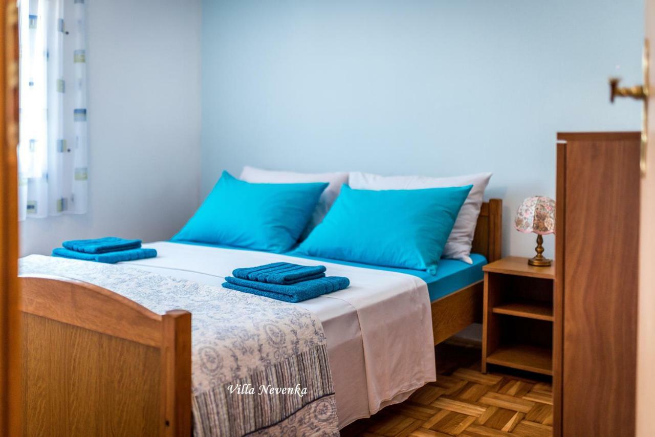 Apartments Villa Nevenka Rogoznica  Buitenkant foto