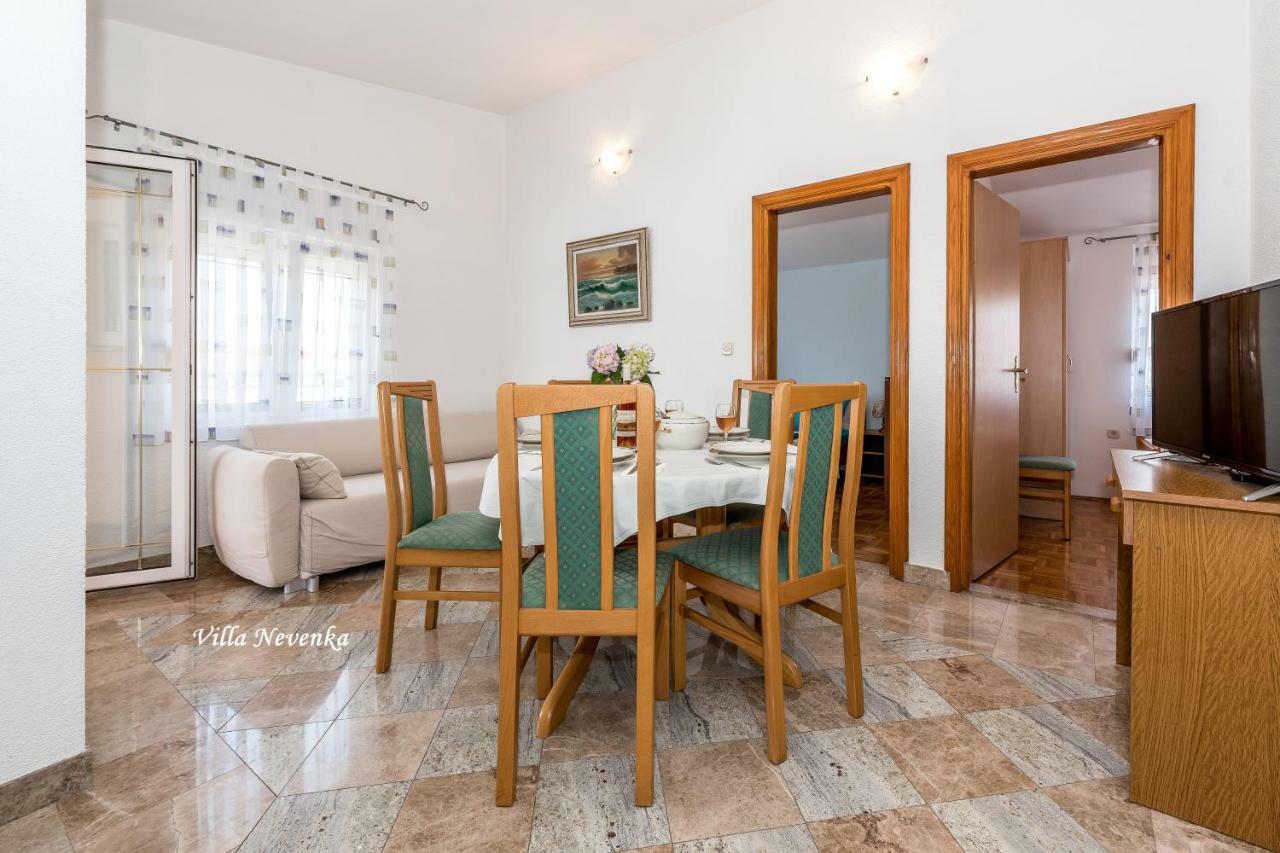 Apartments Villa Nevenka Rogoznica  Buitenkant foto
