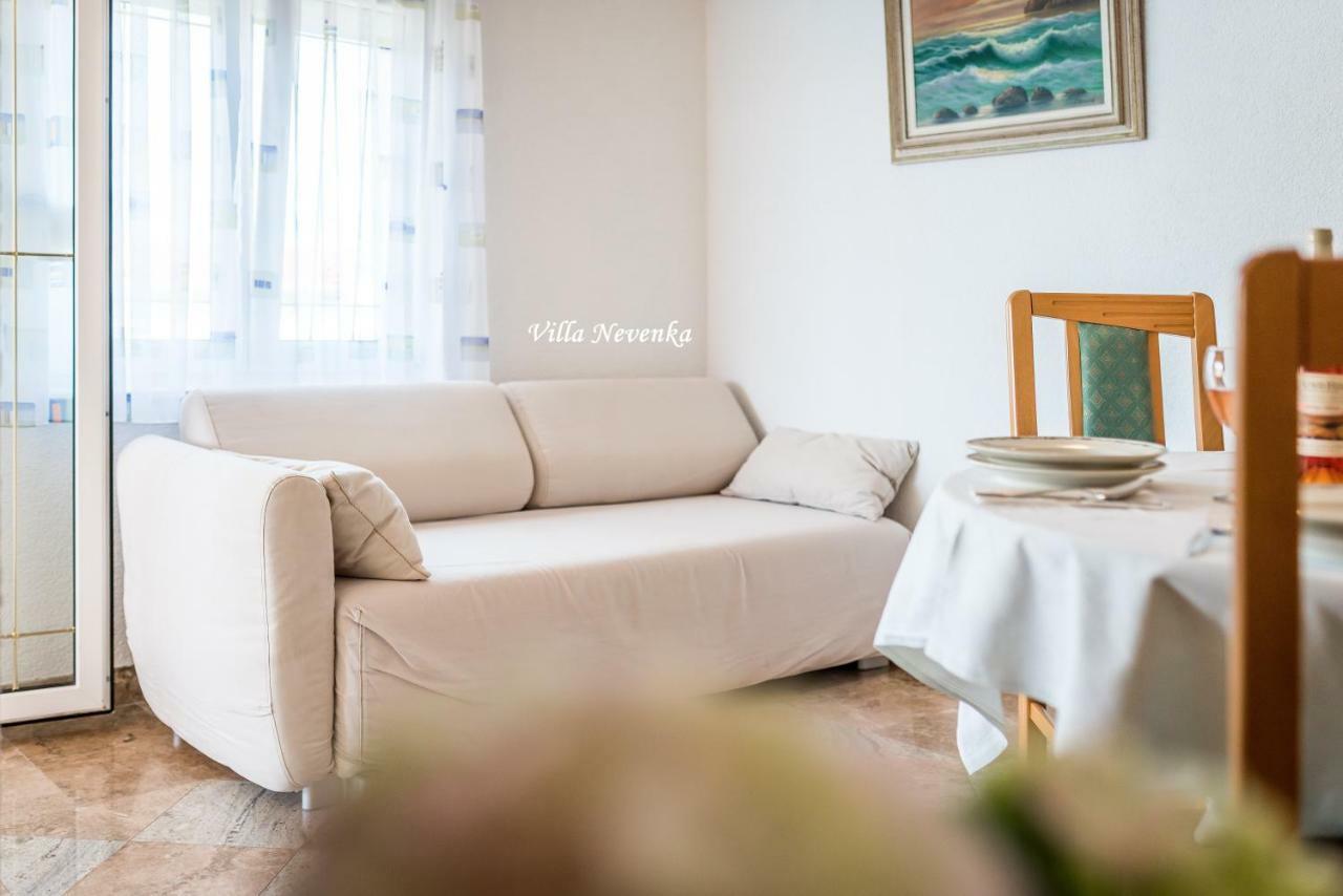 Apartments Villa Nevenka Rogoznica  Buitenkant foto